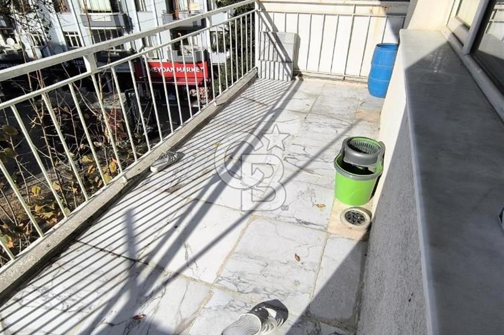 İzmir Karşıyaka Alaybey 'de Yatırımlık 2+1 +Satılık Daire