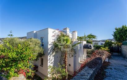 FARİLYA DEĞİRMENTEPE SİTESİN'DE MÜSTAKİL VİLLA