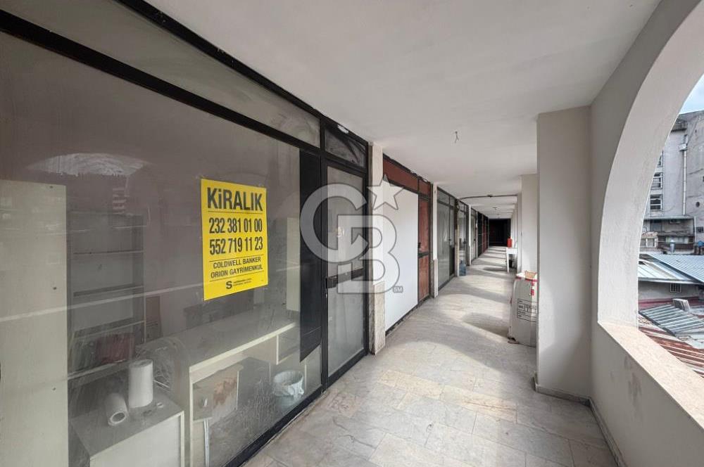 KEMERALTI ZÜMRÜTHAN İŞ HANIN'DA KİRALIK OFİS