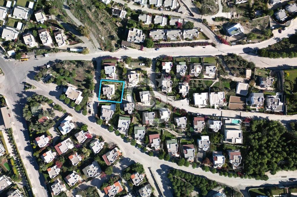 FARİLYA DEĞİRMENTEPE SİTESİN'DE MÜSTAKİL VİLLA