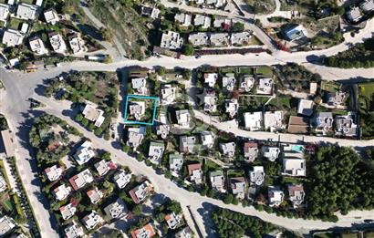 FARİLYA DEĞİRMENTEPE SİTESİN'DE MÜSTAKİL VİLLA