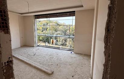 BEYKOZ ÇAVUŞBAŞINDA 6+2 SATILIK VİLLA