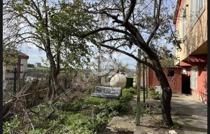 Haraççı Mahallesinde SATILIK 3 KATLI BİNA VE ARSASI