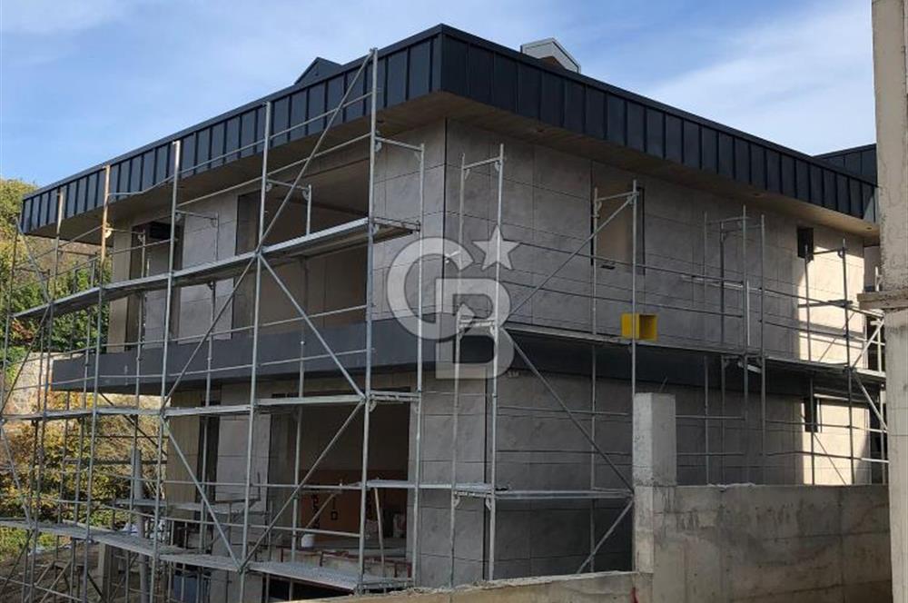 BEYKOZ ÇAVUŞBAŞINDA 6+2 SATILIK VİLLA