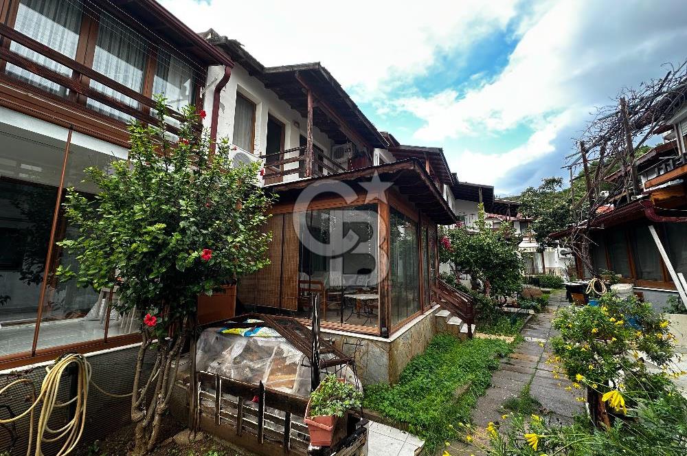 URLA BALIKLIOVA YUVAKENT SİTESİNDE 3+1 SATILIK VİLLA