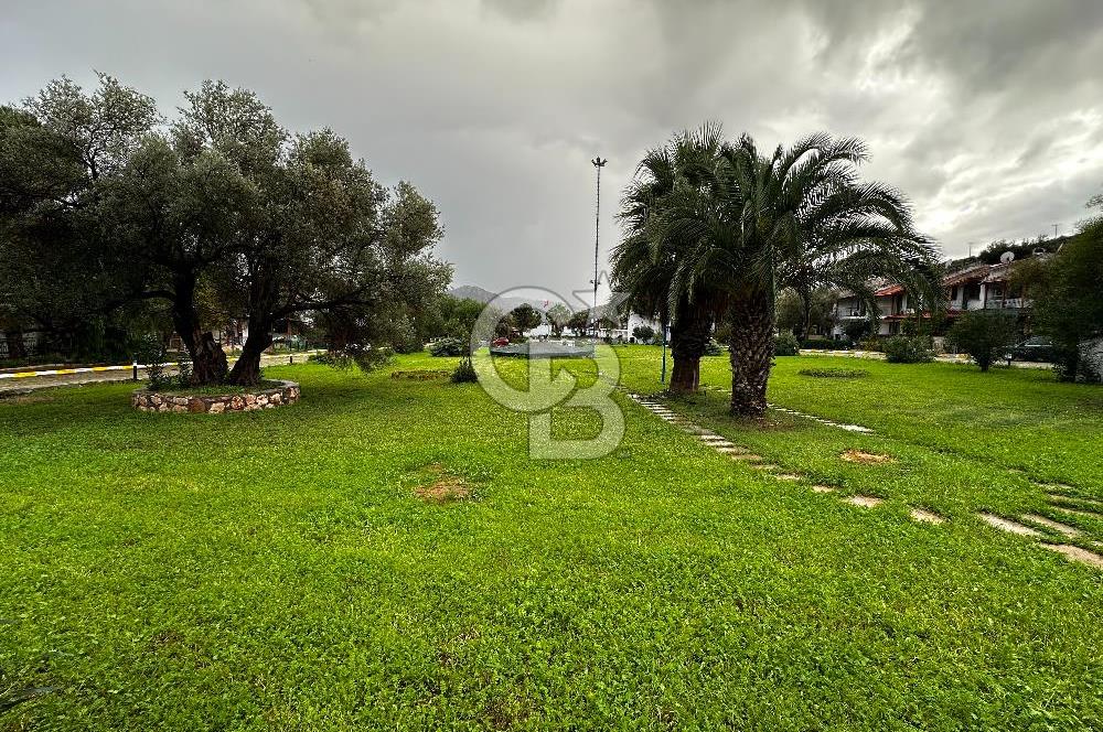 URLA BALIKLIOVA YUVAKENT SİTESİNDE 3+1 SATILIK VİLLA