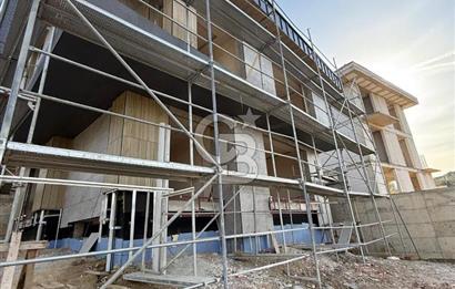 BEYKOZ ÇAVUŞBAŞINDA 6+2 SATILIK VİLLA