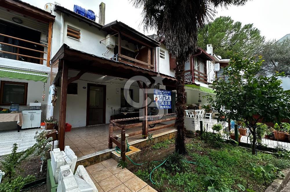 URLA BALIKLIOVA YUVAKENT SİTESİNDE 3+1 SATILIK VİLLA