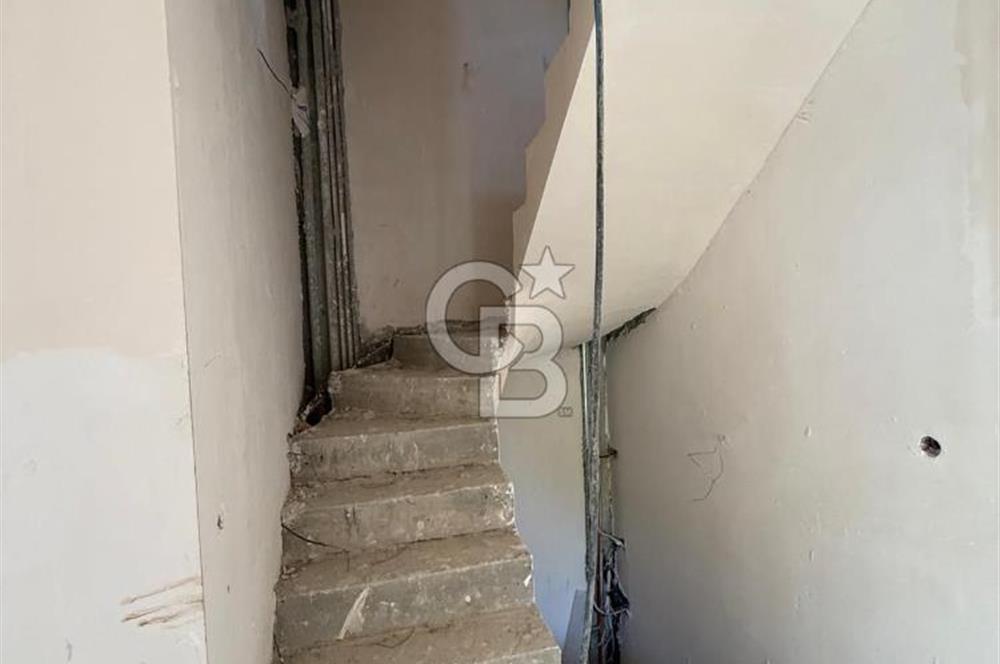 BEYKOZ ÇAVUŞBAŞINDA 6+2 SATILIK VİLLA