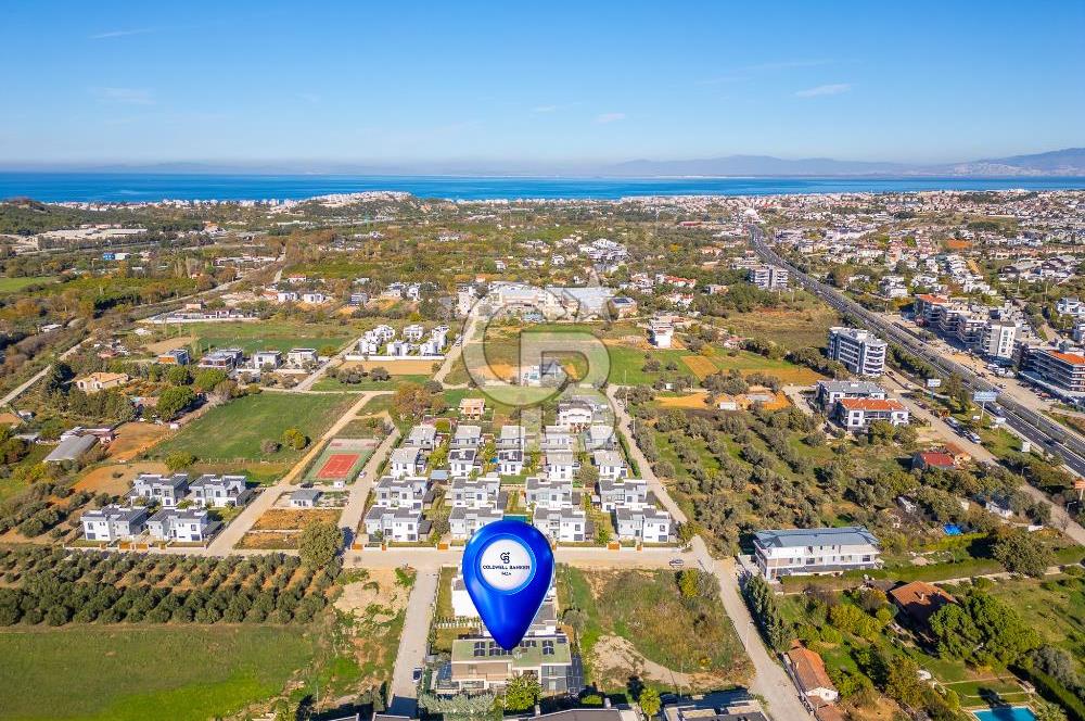 GÜZELBAHÇE YELKİ'DE SATILIK LÜKS VİLLA