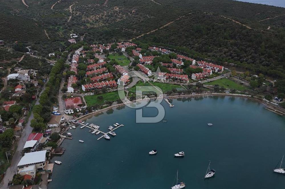 URLA BALIKLIOVA YUVAKENT SİTESİNDE 3+1 SATILIK VİLLA