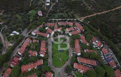 URLA BALIKLIOVA YUVAKENT SİTESİNDE 3+1 SATILIK VİLLA