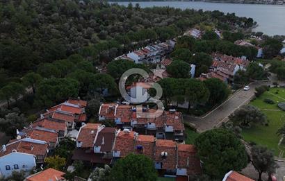 URLA BALIKLIOVA YUVAKENT SİTESİNDE 3+1 SATILIK VİLLA