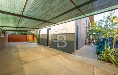 GÜZELBAHÇE YELKİ'DE SATILIK LÜKS VİLLA