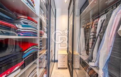 GÜZELBAHÇE YELKİ'DE SATILIK LÜKS VİLLA