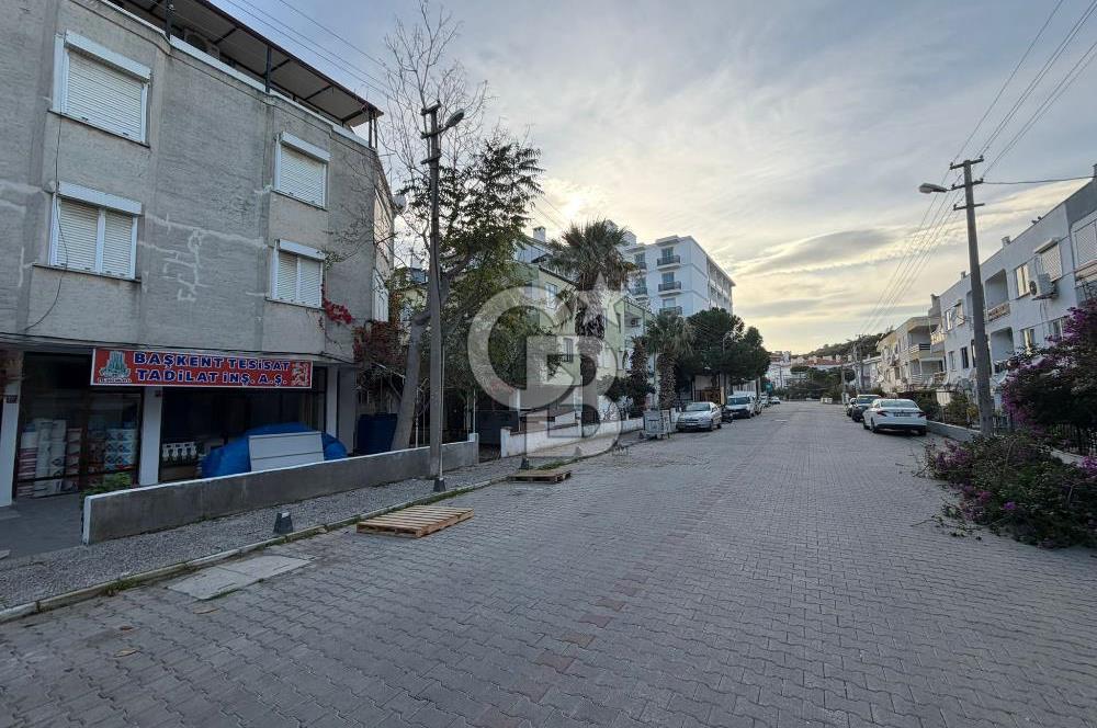 Sarımsaklıda Denize 300 m Teraslı 3+1 Dubleks Yatırımlık Yazlık