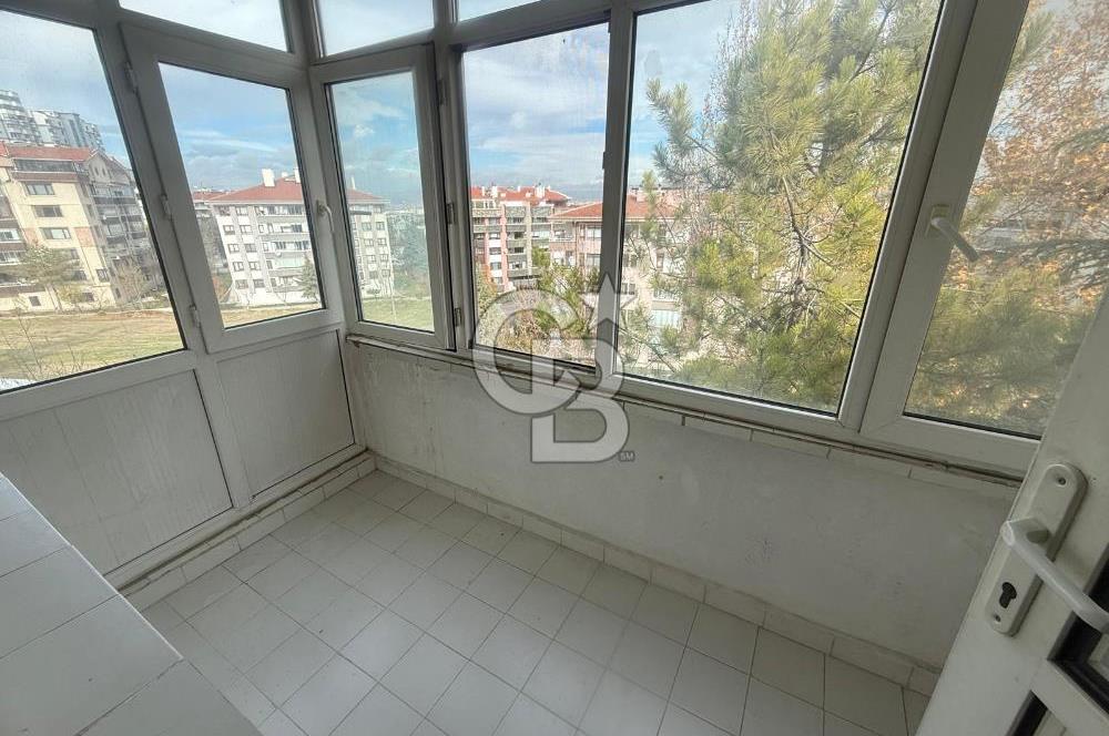 ÜMİTKÖY METRO YAKINI BADANA BOYALI TEMİZ BAKIMLI 3+1 DAİRE