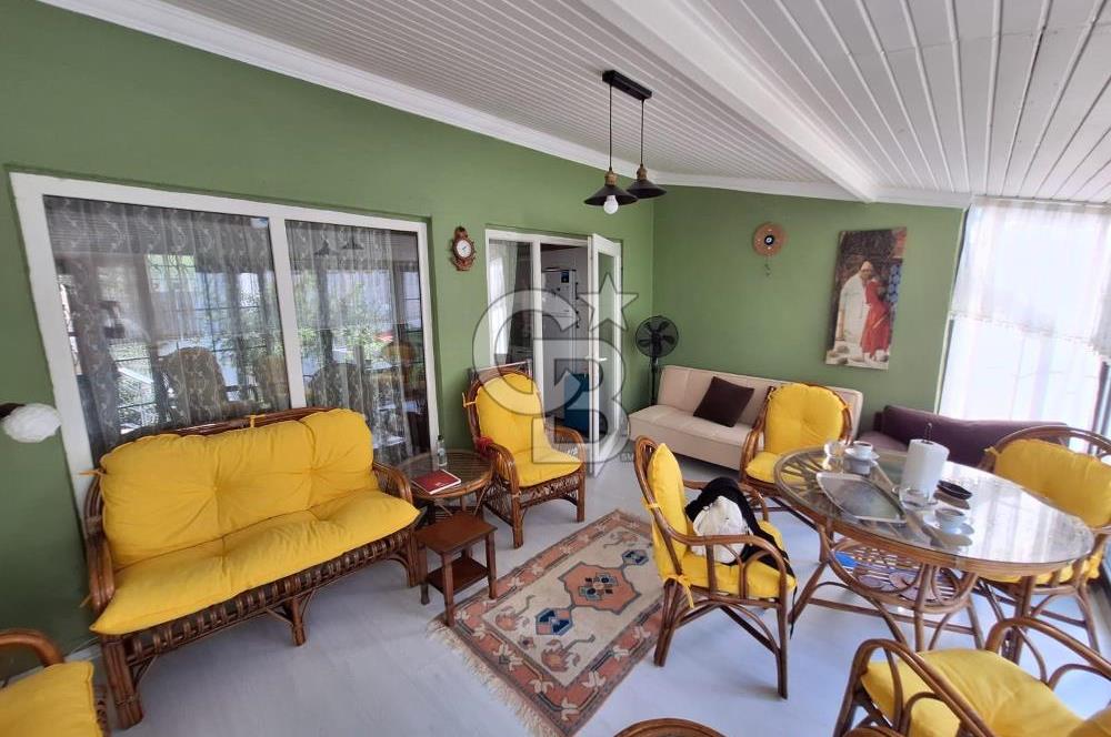 Ayvalık Sahilkent'te Denize Yakın 2+1 Eşyalı Kiralık Villa