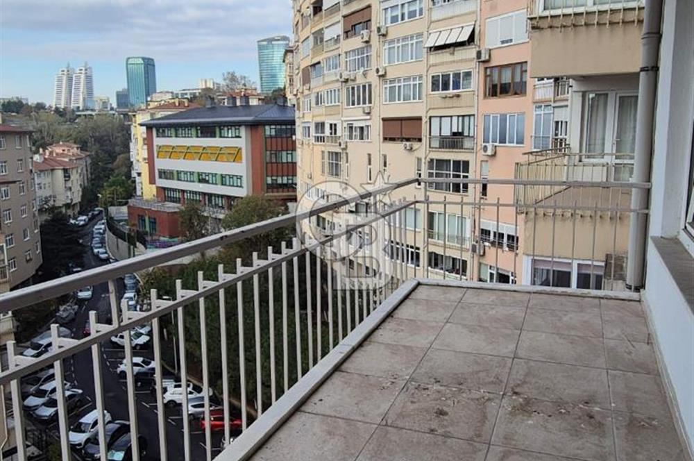 levazımda güzel konumda daire