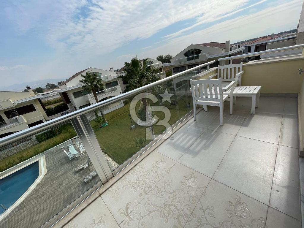 Sasalı Delta Konakları'nda Satılık Tam Müstakil 540m2 5+2 Villa