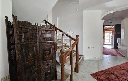 Ayvalık Altınova Uzungöl Mevkiinde 5+1 Kiralık Villa