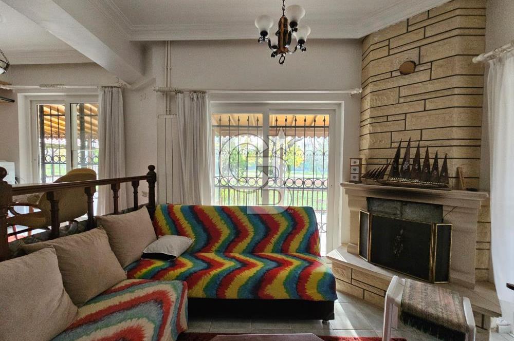 Ayvalık Altınova Uzungöl Mevkiinde 5+1 Kiralık Villa