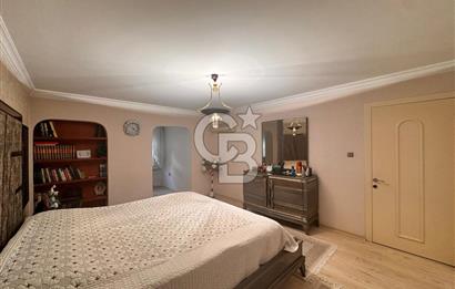 Bostanlı Akbank Sokağı İçerisinde Geniş Satılık 3+1 Daire