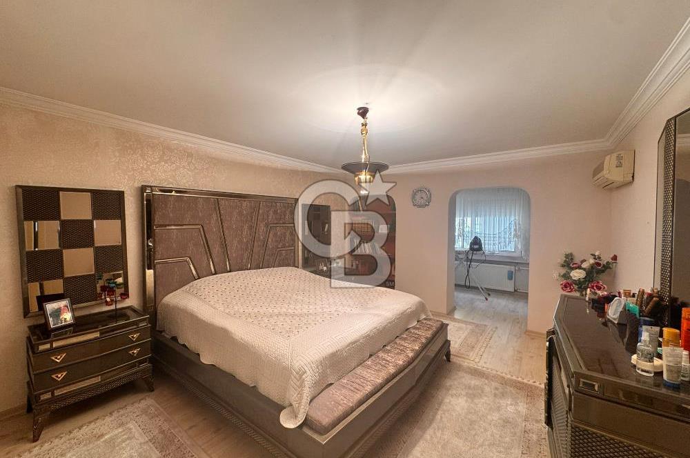 Bostanlı Akbank Sokağı İçerisinde Geniş Satılık 3+1 Daire