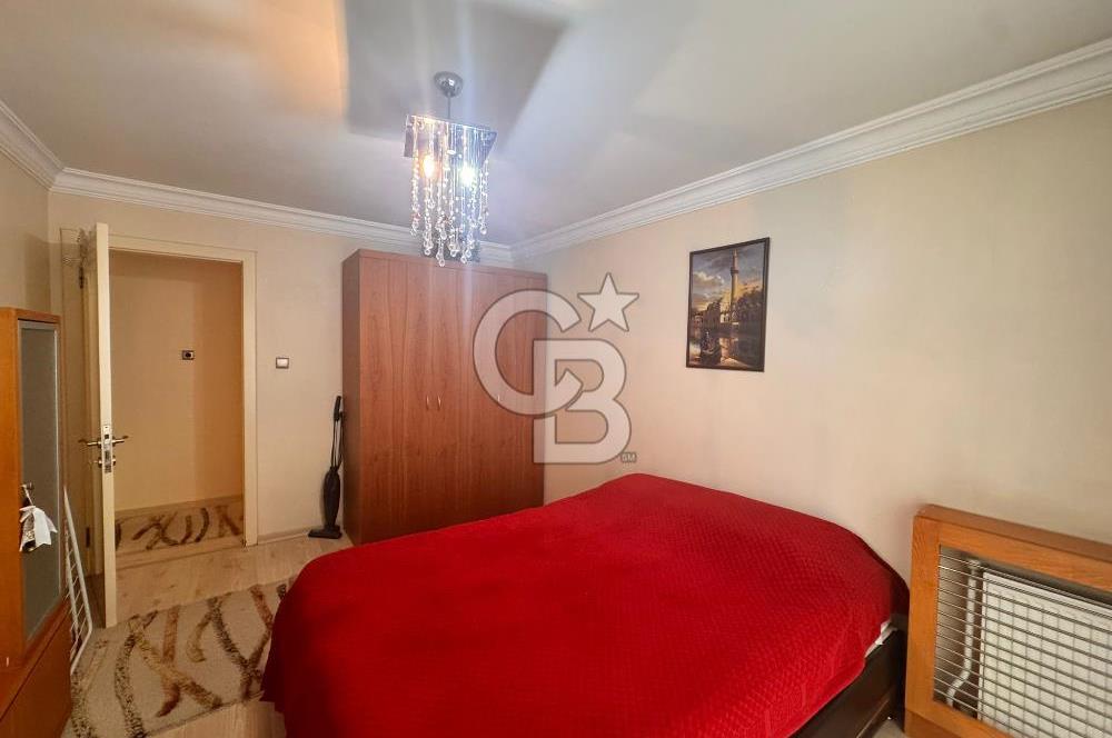 Bostanlı Akbank Sokağı İçerisinde Geniş Satılık 3+1 Daire