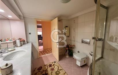 Bostanlı Akbank Sokağı İçerisinde Geniş Satılık 3+1 Daire