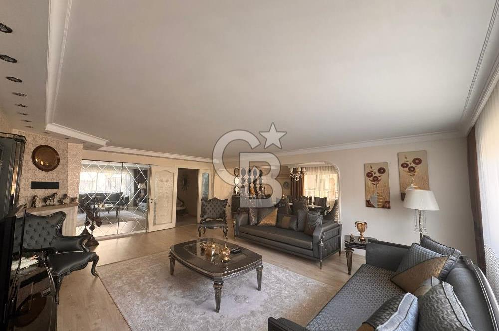 Bostanlı Akbank Sokağı İçerisinde Geniş Satılık 3+1 Daire