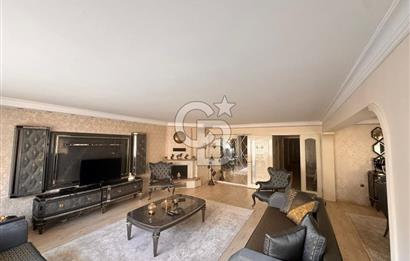 Bostanlı Akbank Sokağı İçerisinde Geniş Satılık 3+1 Daire