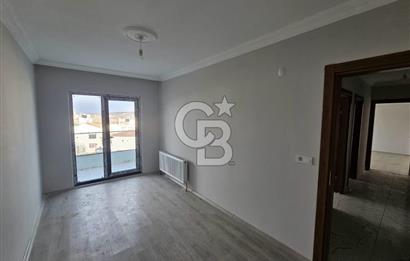 ÇARDAK MERKEZİ KONUMDA DENİZ MANZARALI ARAKAT 2+1 DAİRE