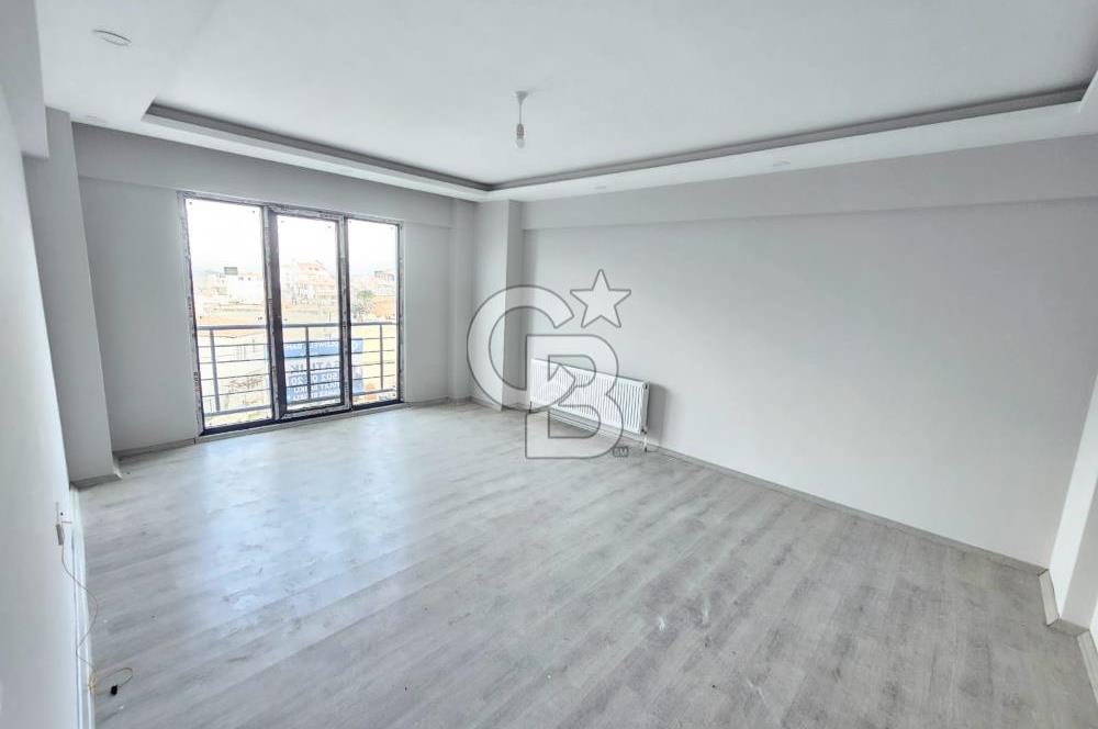 ÇARDAK MERKEZİ KONUMDA DENİZ MANZARALI ARAKAT 2+1 DAİRE