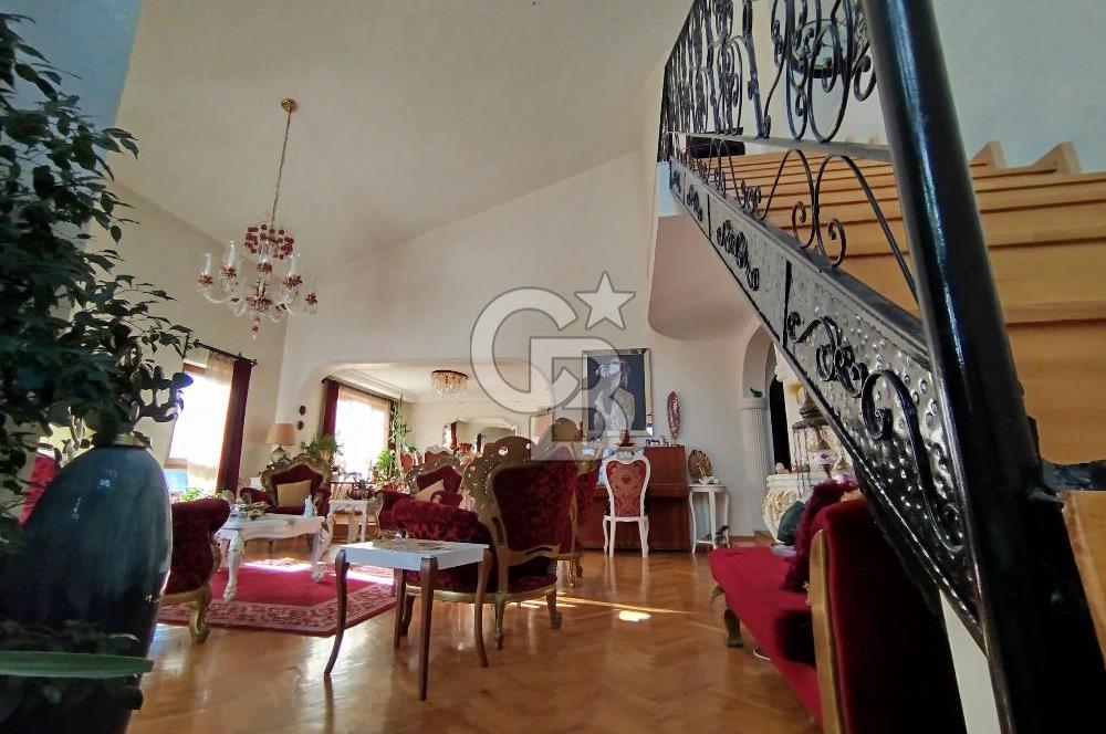 Sancak'ta 6,5+1 Full Yapılı Lüks Loft Daire