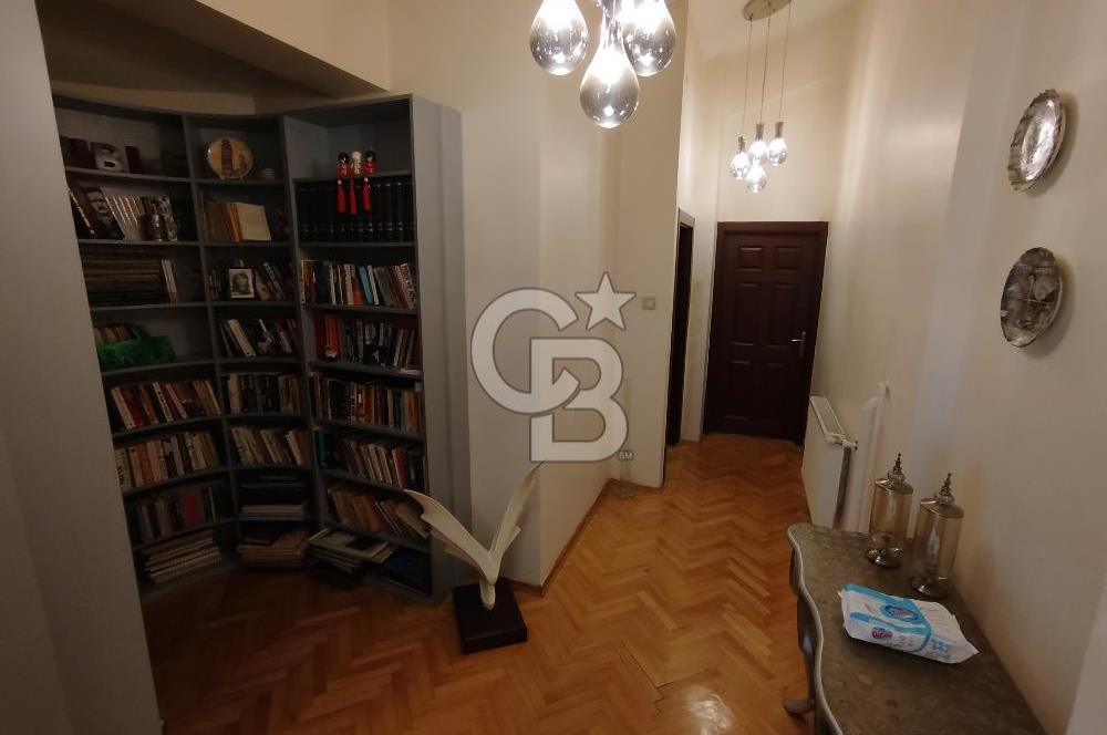 Sancak'ta 6,5+1 Full Yapılı Lüks Loft Daire