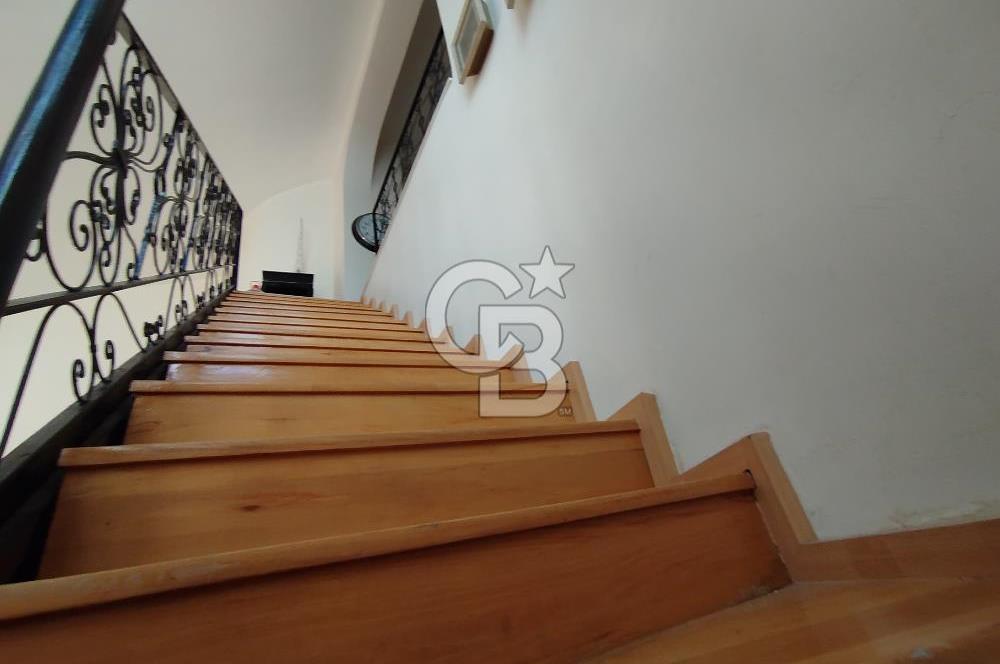 Sancak'ta 6,5+1 Full Yapılı Lüks Loft Daire