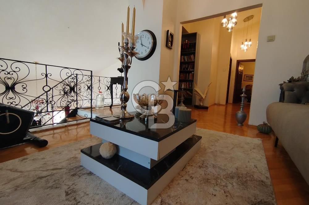 Sancak'ta 6,5+1 Full Yapılı Lüks Loft Daire