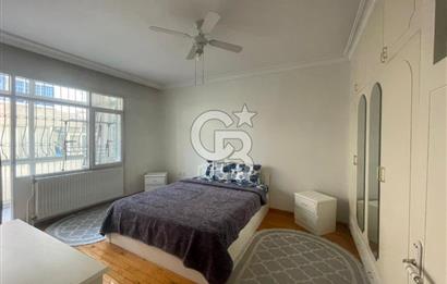 Karşıyaka da Deniz manzaralı Eşyalı Kiralık Daire