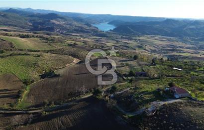 ÇANAKKALE KEMEL KÖYÜNDE BARAJ MANZARALI SATILIK 420 M2 ARAZİ