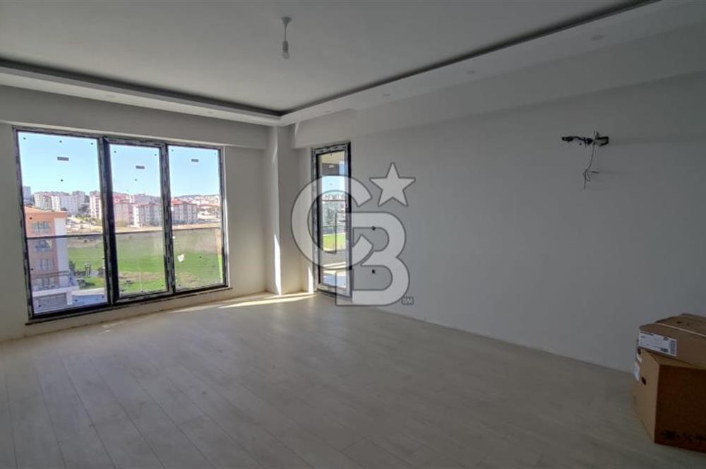 ÇANAKKALE 60M YOL CADDE ÜZERİ KAPALI HAVUZLU SİTEDE 3+1 ARA KAT