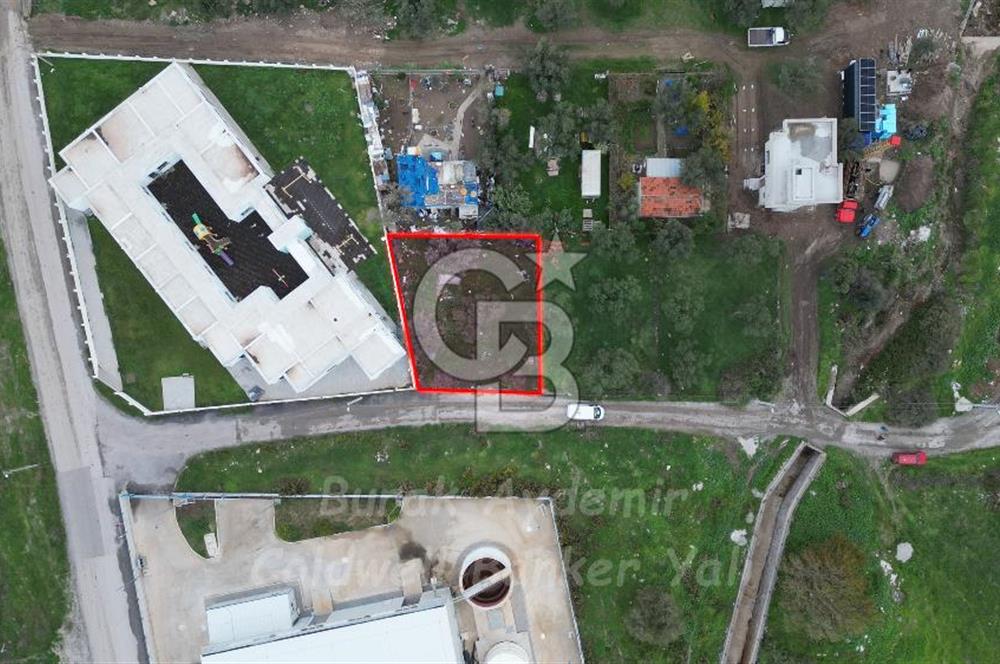 Dikili, Çandarlı’da 15/30 İmarlı 377 m2 Satılık Arsa