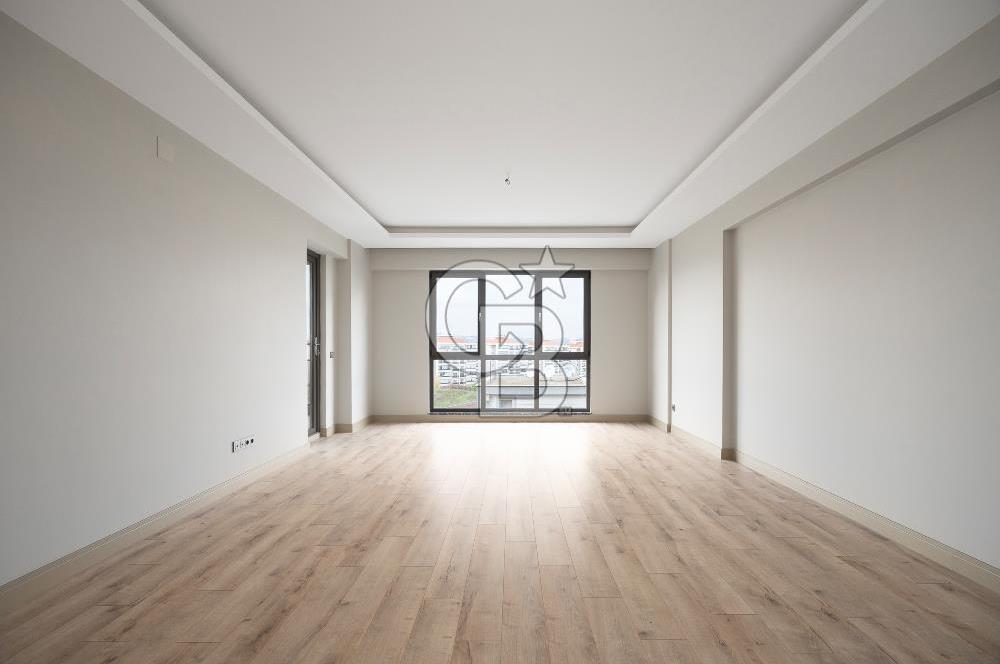 CB BLACK'TAN KONFOR BALAT'TA 8.KAT 4+1 SATILIK LÜKS DAİRE