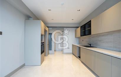 CB BLACK'TAN KONFOR BALAT'TA 8.KAT 4+1 SATILIK LÜKS DAİRE