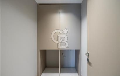 CB BLACK'TAN KONFOR BALAT'TA 8.KAT 4+1 SATILIK LÜKS DAİRE