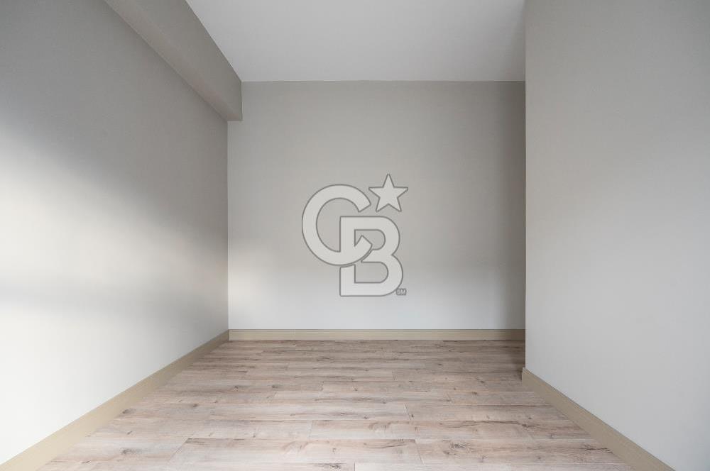 CB BLACK'TAN KONFOR BALAT'TA 8.KAT 4+1 SATILIK LÜKS DAİRE