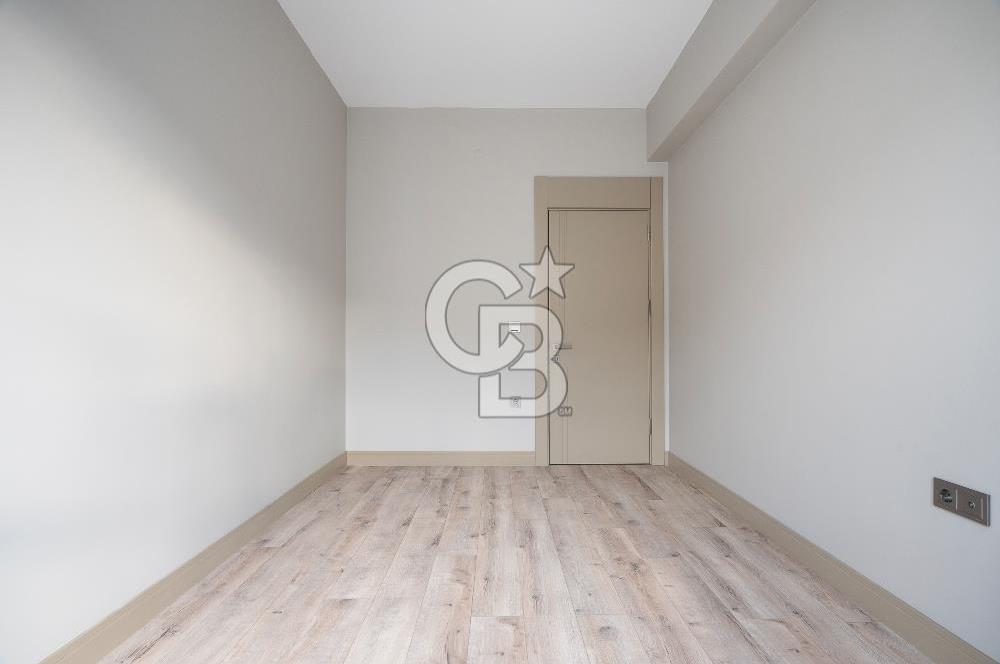 CB BLACK'TAN KONFOR BALAT'TA 8.KAT 4+1 SATILIK LÜKS DAİRE