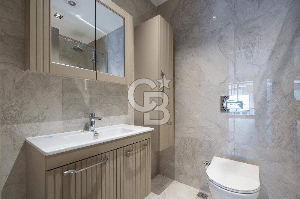 CB BLACK'TAN KONFOR BALAT'TA 8.KAT 4+1 SATILIK LÜKS DAİRE