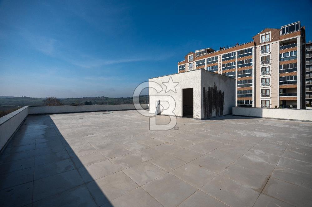 CB BLACK'TEN KIZILCIKLI'DA LOTUS SATILIK OFİS TERASLI 