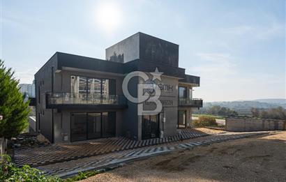 CB BLACK'TEN KIZILCIKLI'DA LOTUS SATILIK OFİS TERASLI 